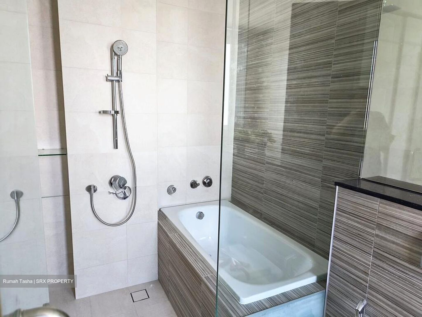 Kallang Riverside (D12), Apartment #501701021